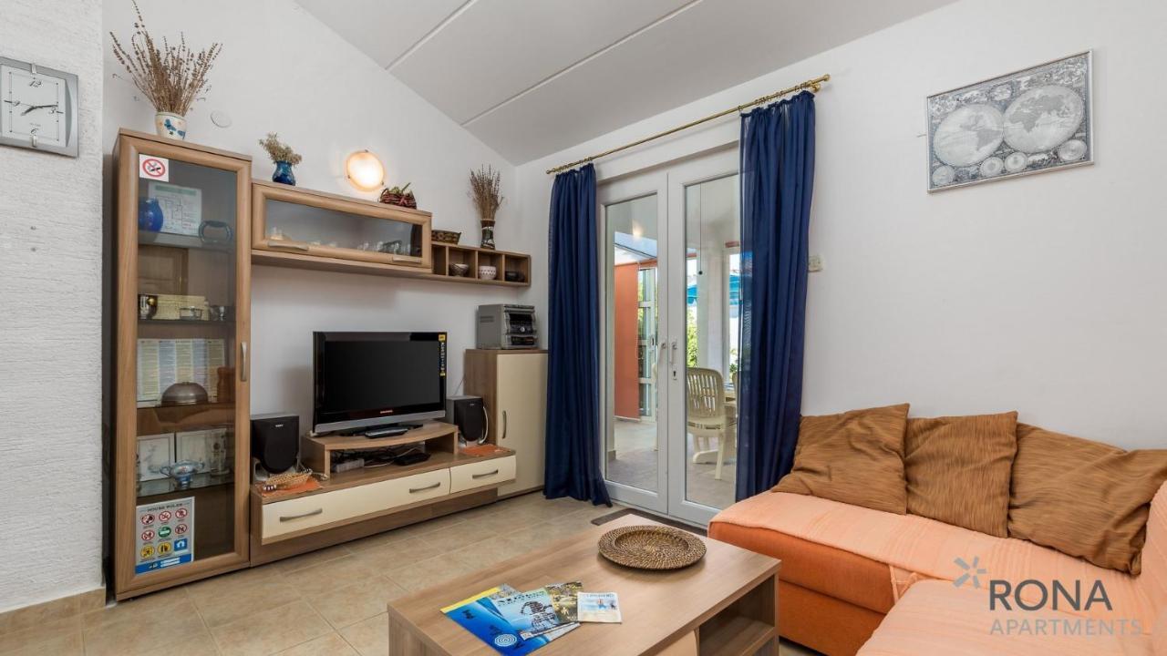 Rona Apartment Aurora Novalja Dış mekan fotoğraf